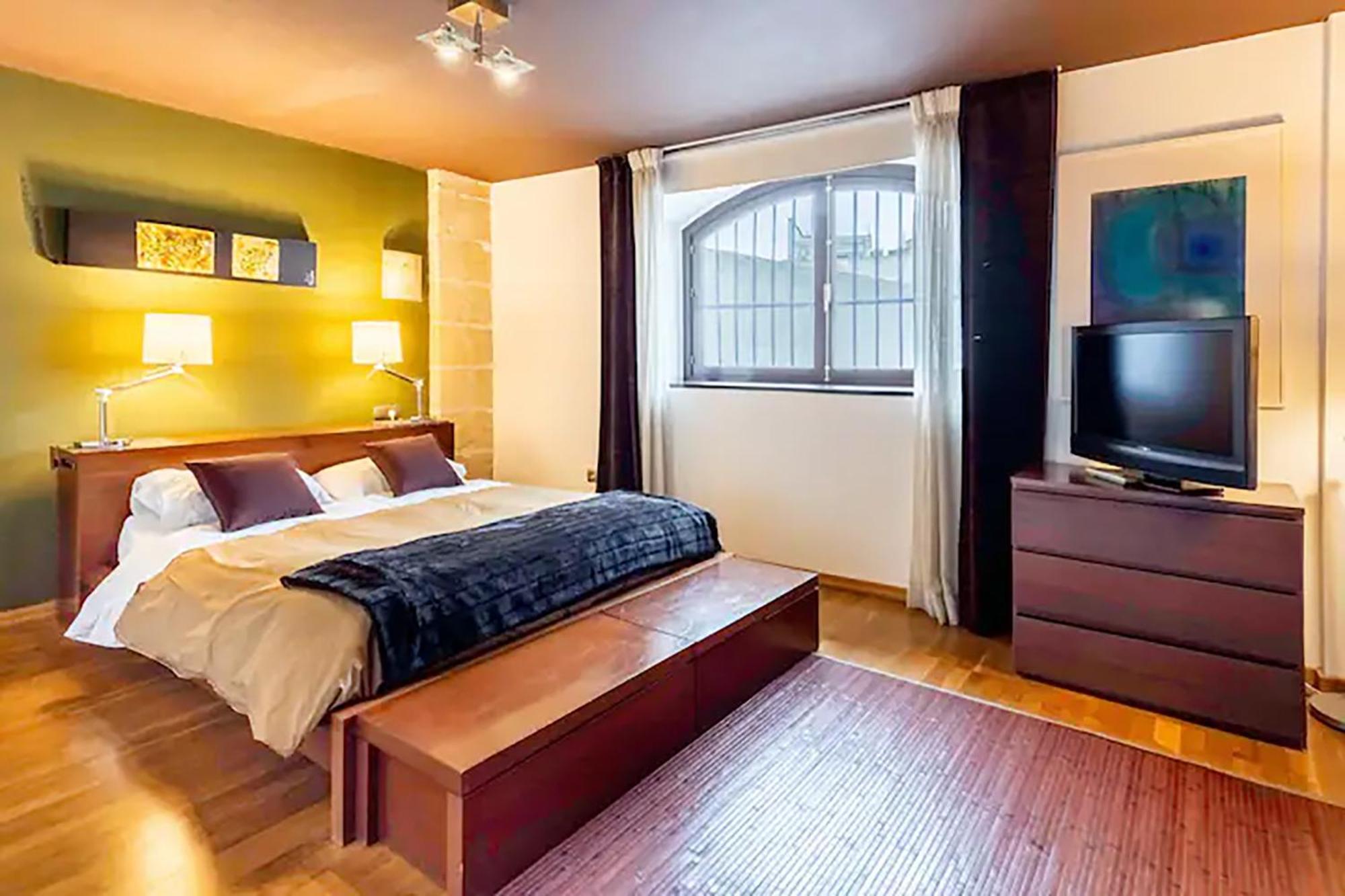 Artqhost Jerez Huge Loft & Free Parking Apartment Jerez de la Frontera Exterior foto